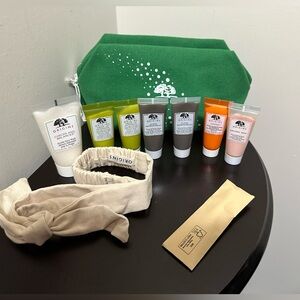 NEW ORIGINS SKINCARE AND MASK BUNDLE WITH BONUS BAG, HAIR BAND AND BRUSH